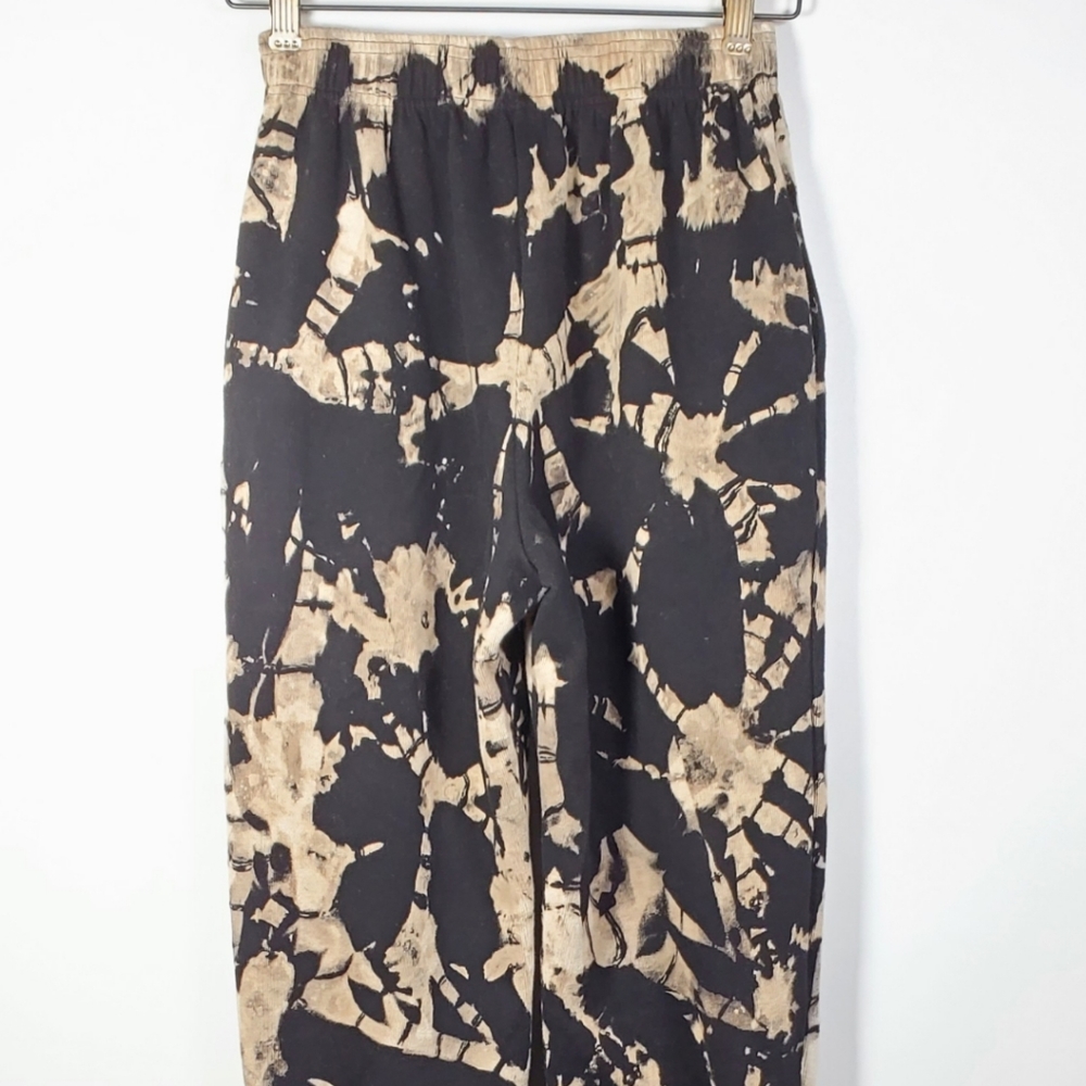 Custom Reverse Tiedye Sweatpants - Picture 6 of 9
